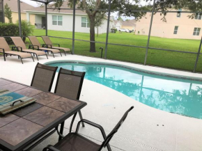 4 bedrooms pool home Calabay Parc Tower Lakes